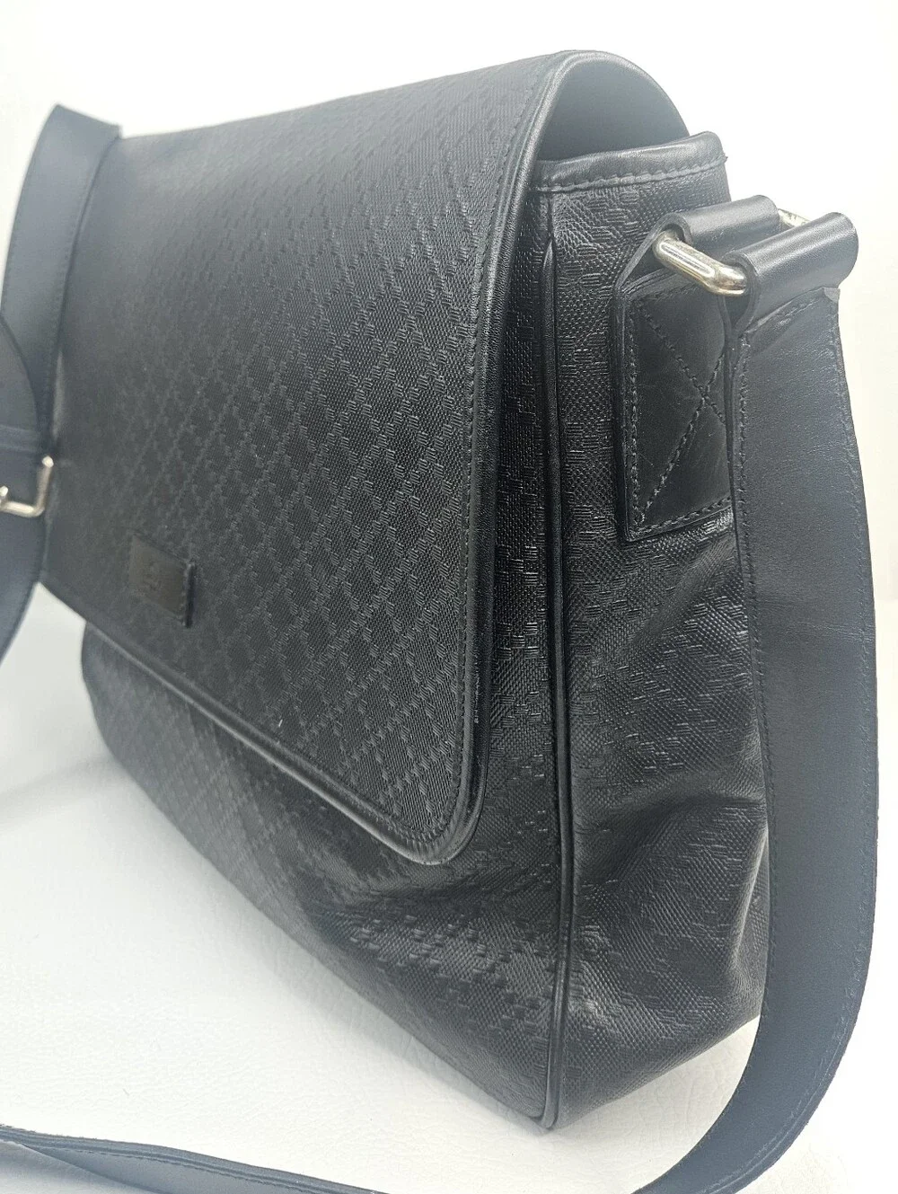 Authentic Gucci Black Diamante Messenger Crossbody Laptop Computer Bag